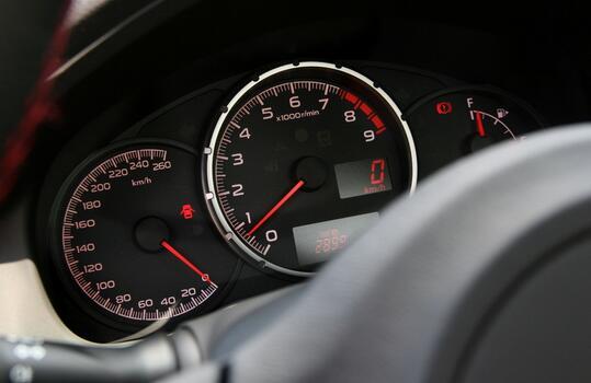 開車省油技巧！教你用最少的油跑最遠的路