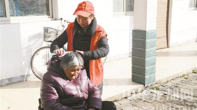 大王莊鄉(xiāng)敬老院開展“傳承雷鋒精神、弘揚(yáng)時(shí)代新風(fēng)”活動(dòng)