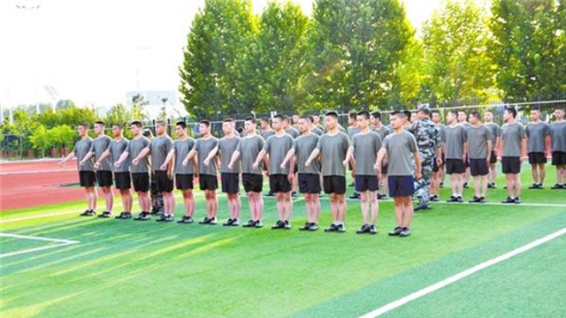 又是一年征兵季 預(yù)定新兵訓(xùn)練忙